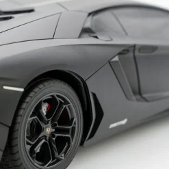 Auto radiocomandata lamborghini aventador scala 1:10 con luci e 2.4ghz – motor & co><noscript><img width=