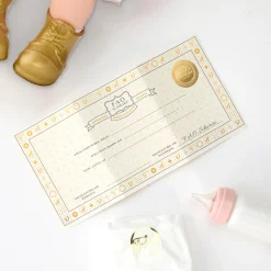 FAO Schwarz Bambola cuddle baby doll da 35 cm con capelli biondi><noscript><img width=