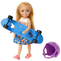 Barbie – divertimento in giardino, set con 3 bambole, 2 cuccioli, bicicletta, skateboard e accessori><noscript><img width=