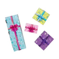 Barbie party unboxed – birthday bows serie compleanno del cucciolo, bambola con 10 accessori a sopresa ed effetto cambia colore><noscript><img width=