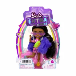 Barbie -extra minis mini bambola articolata con vestito rosa e rosso, pelliccia viola e morbidi capelli ricci, giocattolo per bambini 3+ anni, hgp63><noscript><img width=