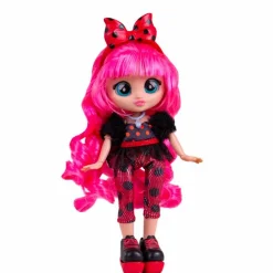 CRY BABIES Bff lady con scooter, bambola alla moda, capelli lunghi e colorati e accessori con scooter super fashion a ruote girevoli><noscript><img width=