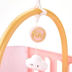 FAO Schwarz Culla con giostrina musicale per bambole fao baby><noscript><img width=