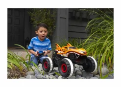 Hot Wheels monster trucks tiger shark l’inarrestabile veicolo radiocomandato, fuoristrada 4×4 radiocomandato, giocattolo per bambini dai 4 anni in su> Garage E Circuiti