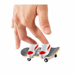Hot Wheels skate – multi-pack assortimento tony hawk, set con 4 fingerboard assemblate e 2 paia di scarpe da skate rimovibili e in stili diversi, 5+ anni, hgt84> Garage E Circuiti