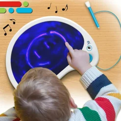 Discovery Toys Lavagnetta artistica luminosa con melodie e suoni><noscript><img width=
