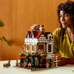 LEGO ICONS 10350 edificio tudor, modellino di casa in miniatura, collezione modular building, regalo per adulti, uomo o donna> Costruzioni Per Adulti|Mattoncini