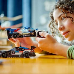 Lego speed champions 76922 auto da corsa bmw m4 gt3 e bmw m hybrid v8, 2 modellini di macchine giocattolo per bambini 9+ anni><noscript><img width=