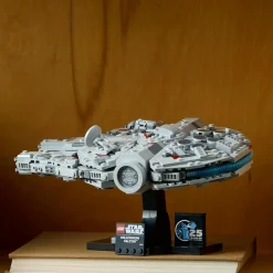Lego star wars 75375 millennium falcon, modellino da costruire di astronave per adulti, idee regalo lui, lei, marito o moglie><noscript><img width=