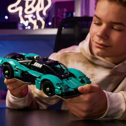 Lego technic 42208 aston martin valkyrie: auto giocattolo, v12 9+><noscript><img width=