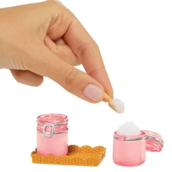 MINIVERSE MGA Mga’s miniverse make it mini spa: mini oggetti da collezione in confezione misteriosa, prodotti spa/beauty fai da te che funzionano davvero><noscript><img width=