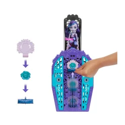 Monster High – twyla e i misteri in giardino, set con bambola e guardaroba, 19 accessori e abiti inclusi><noscript><img width=