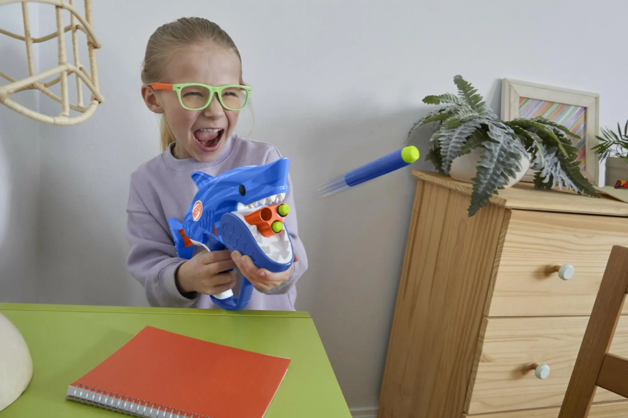 NERF junior wild – sharkfire, blaster a forma di squalo, facile da usare> Giochi Di Abilità E Sport