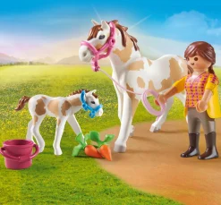 Playmobil country 71243 ragazza con cavallo e puledro per bambini dai 4  anni in su> Mondi Immaginari