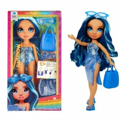 Rainbow High swim & style – skyler (blu) – bambola da 28 cm con confezione scintillante e oltre 10 outfit – costume da bagno rimovibile, sandali, accessori divertenti> Fashion Dolls