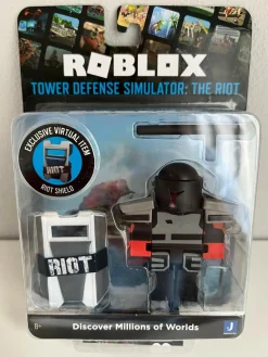 Roblox personaggi base archmage arms dealer 3 con tanti accessori inclusi> Action Figures