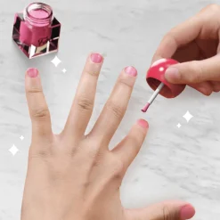 FAO Schwarz Set di 4 smalti atossici per unghie dei bambini> Moda, Gioielli, Decorazioni, Cosmetici