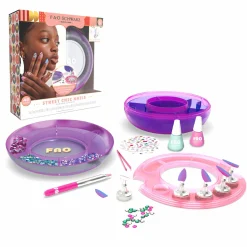 FAO Schwarz Street chic nails custom studio, set per nail art> Moda, Gioielli, Decorazioni, Cosmetici