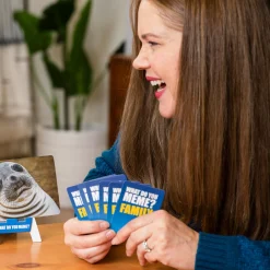 ROCCO GIOCATTOLI What do you meme? family edition – yas!games – l’unico in italiano3><noscript><img width=